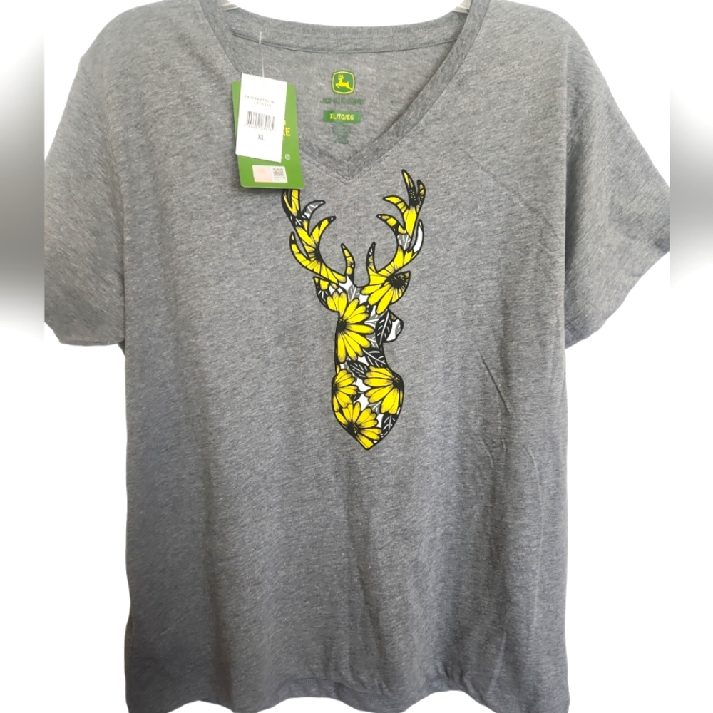 NWT John Deere V-neck Graphic Short Sleeve Tee Shirt Women Size XL
